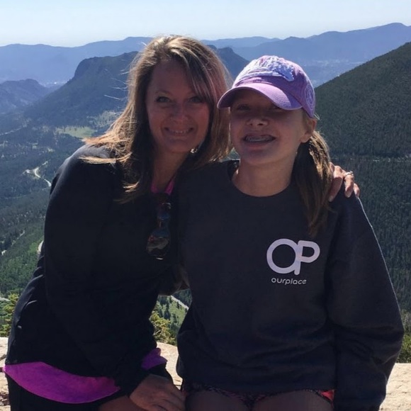 Meet your Posher, Danelle - Picture 1 of 1